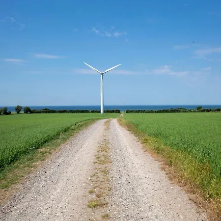 Bed & Breakfast Mellem-rummet & Glamping