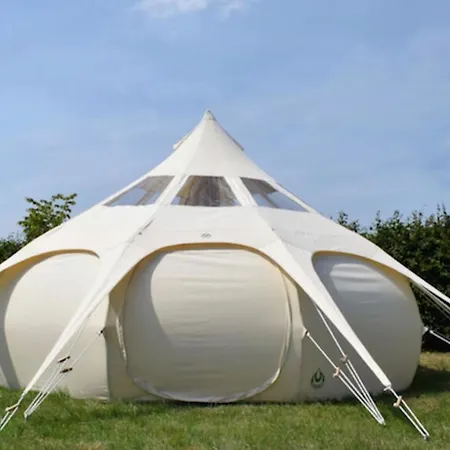 Mellem-rummet & Glamping *