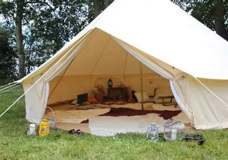 Mellem-rummet & Glamping *