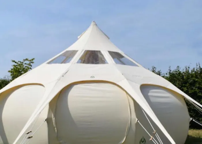 Mellem-rummet & Glamping *