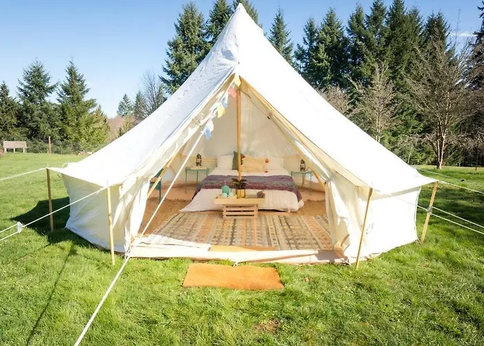 Mellem-rummet & Glamping Bed & Breakfast